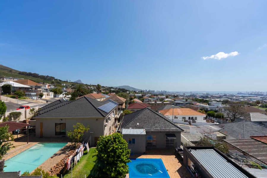 4 Bedroom Property for Sale in University Estate Western Cape